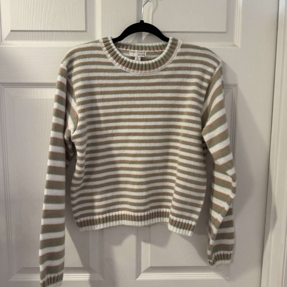 Poof Cuddly Cozy Chic‎ Size L Ribbed Striped Crew Neck Sweater